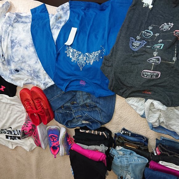 Girls clothes sizes 4-5 to 10-12 - Picture 4 of 10